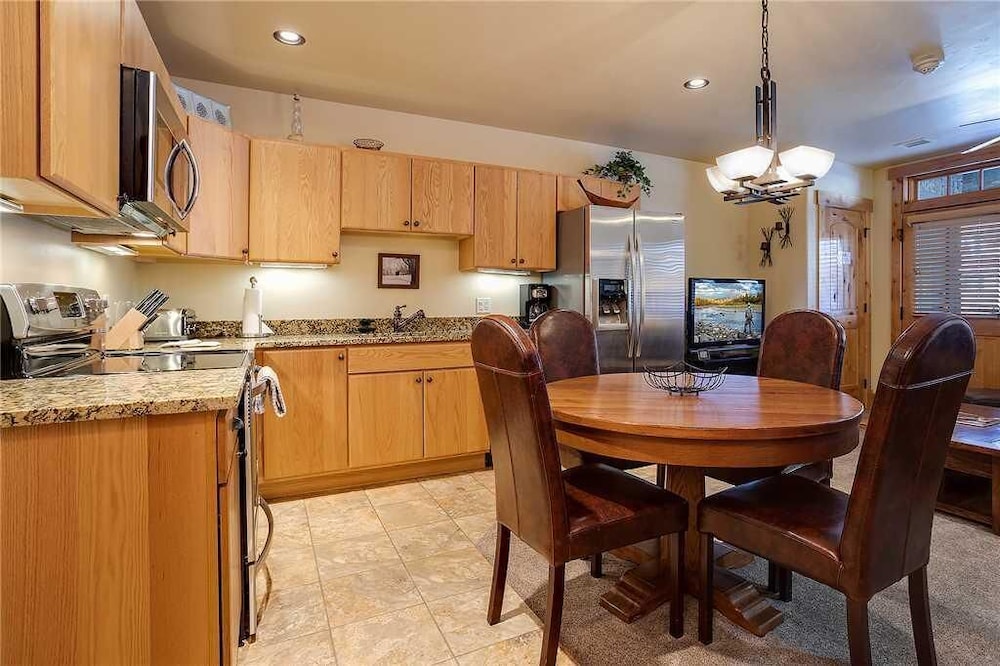 Condo, 1 King Bed with Sofa bed (6117 Bear Lodge, Trappeur's Crossing) photo 2