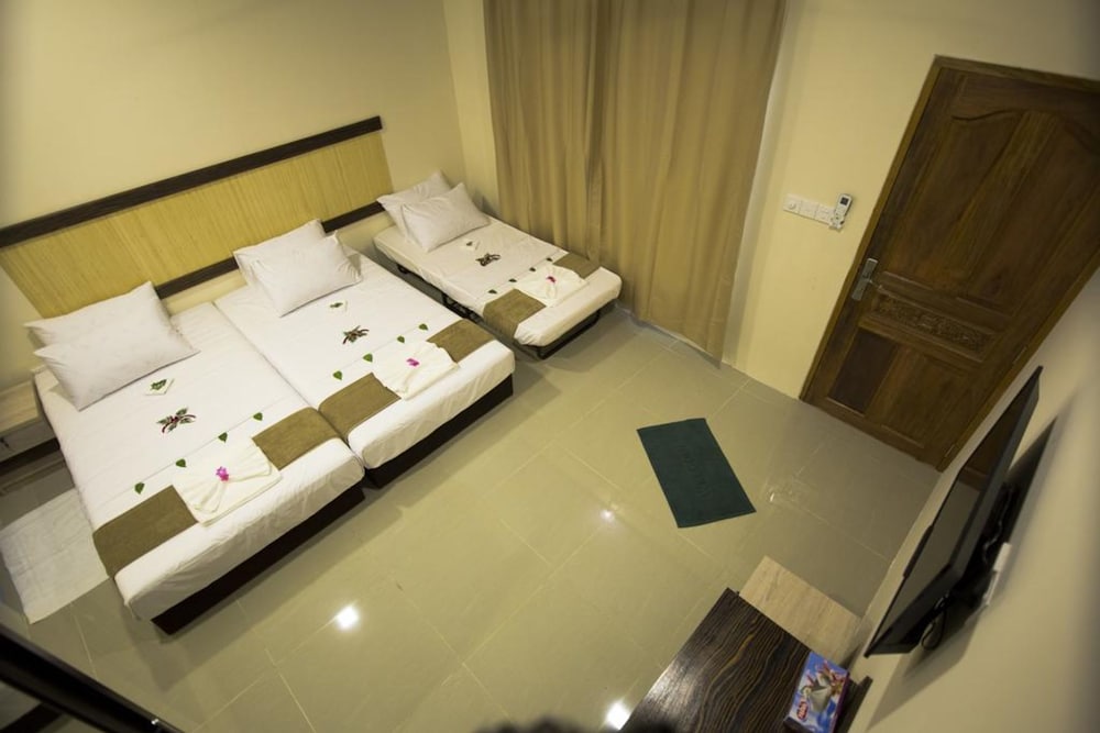 Family Triple Room photo 3