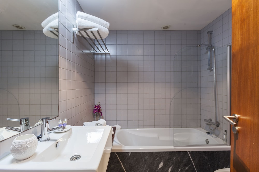 Standard Apartment, 2 Bedrooms, River View - Photo 7