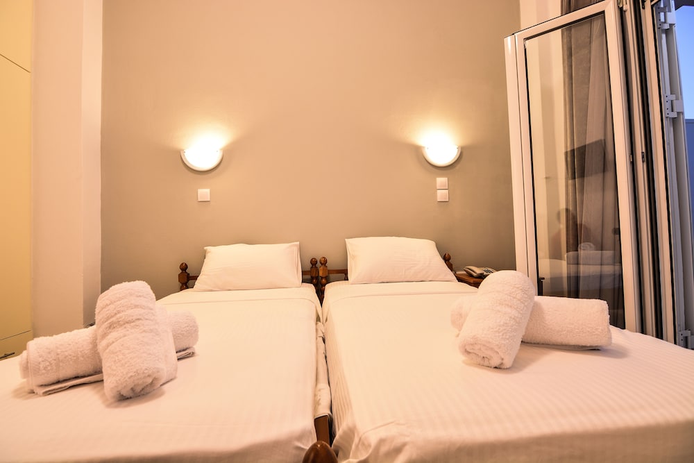 Standard Quadruple Room photo 2