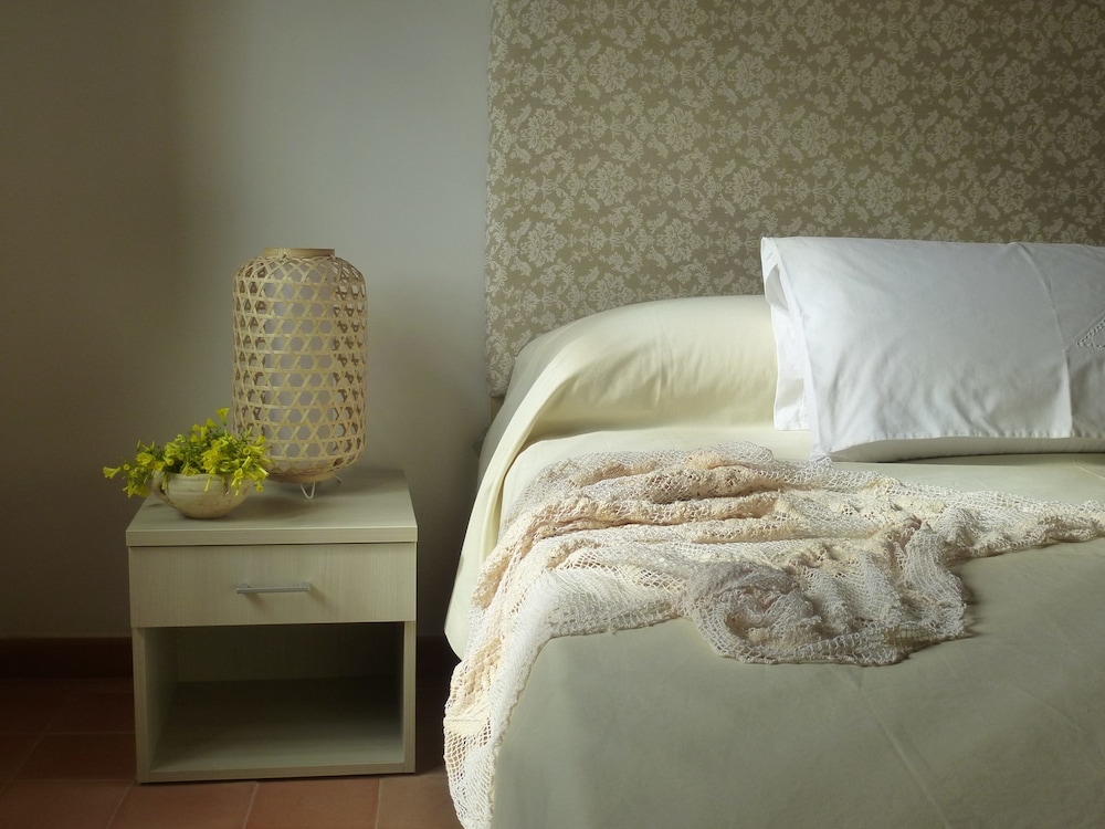 Triple Room, Accessible, Garden View