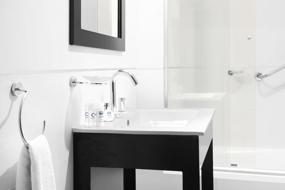 Standard Studio Suite photo 3