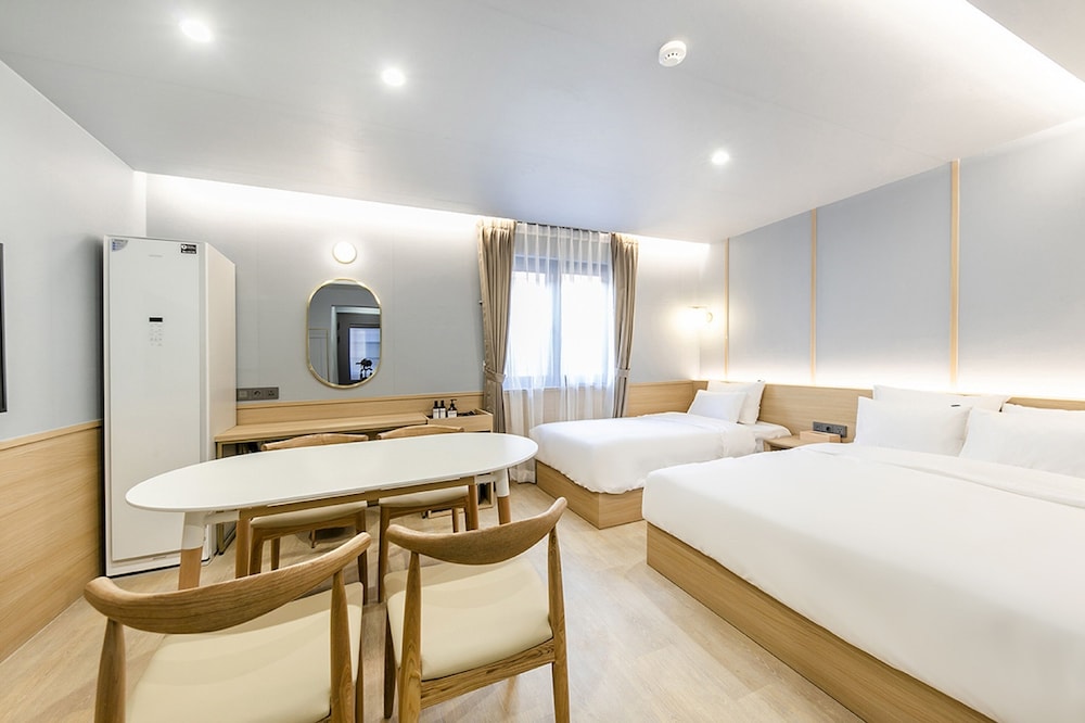 VIP Twin Room - Photo 2