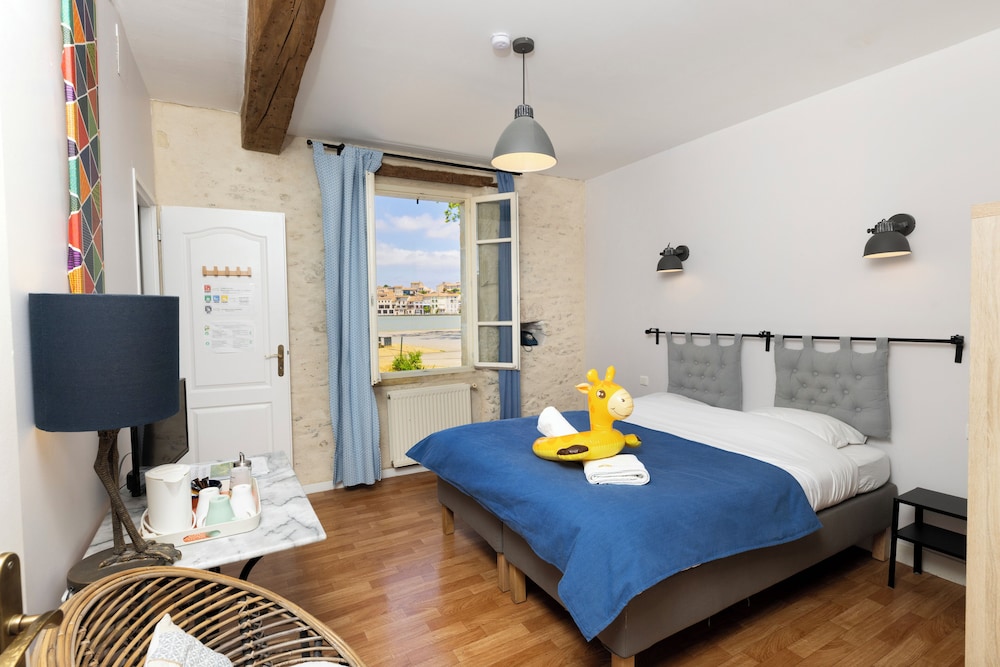 Room 3 : Pastel, The Castelnaudary Grand Bassin View photo 1