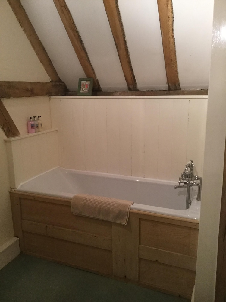 Triple Room, Ensuite (The Blythburgh Room) photo 3