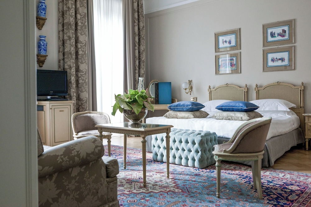 Executive Suite (2 Adults)
