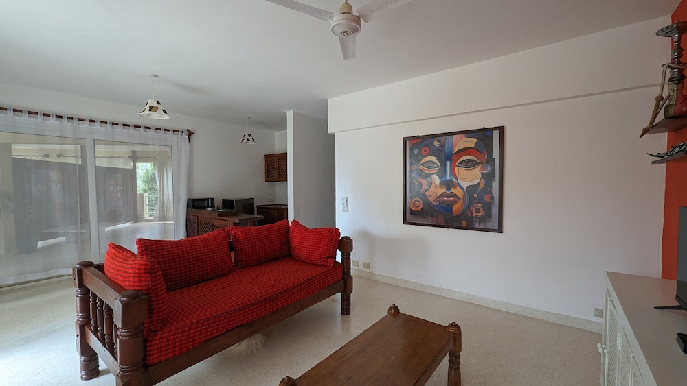 Comfort Suite, 1 Bedroom, Ocean View - Photo 9