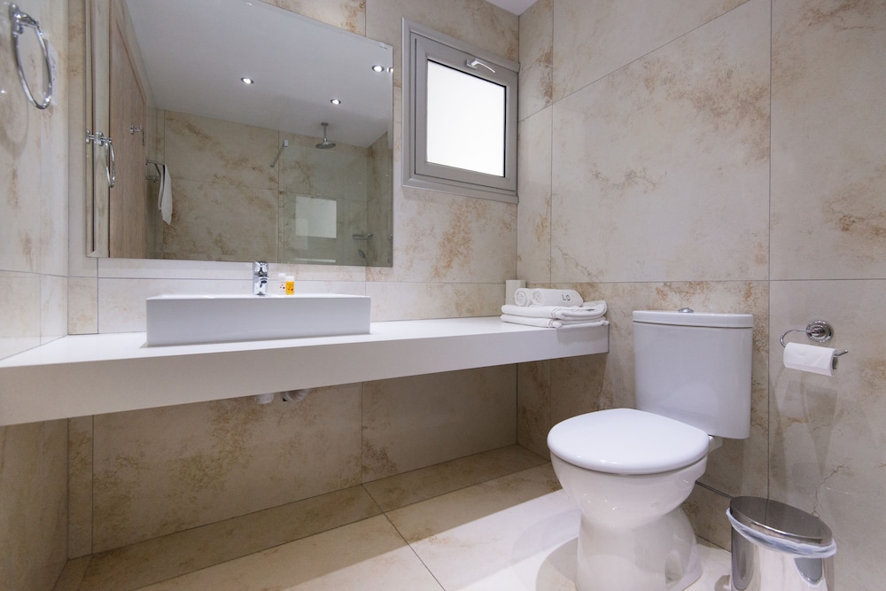 Luxury Double Room - Photo 10