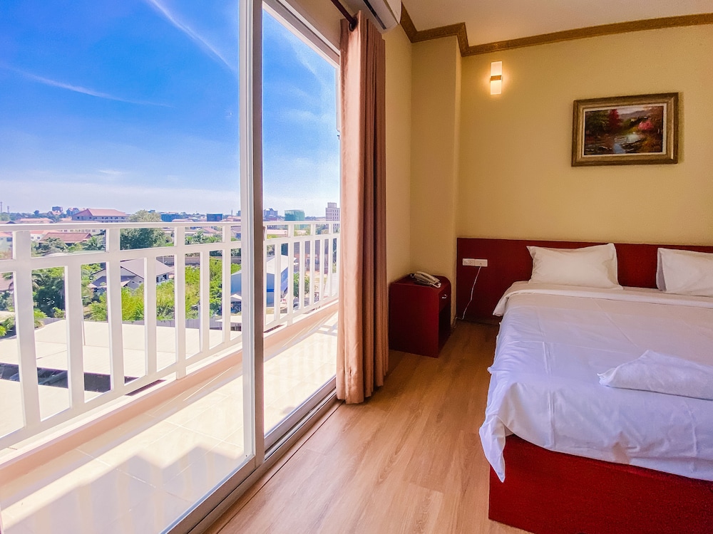 King Double with Balcony photo 2