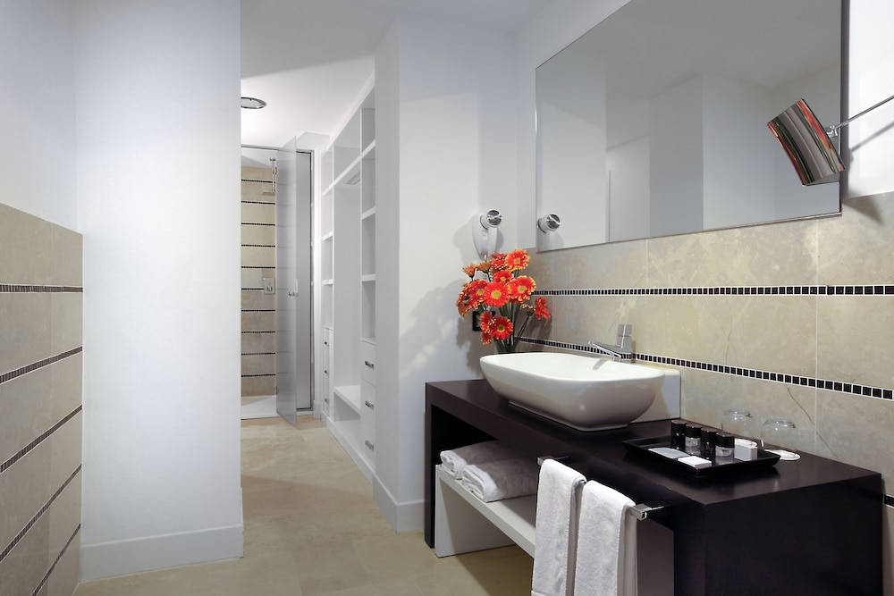 Premium Double Room photo 2