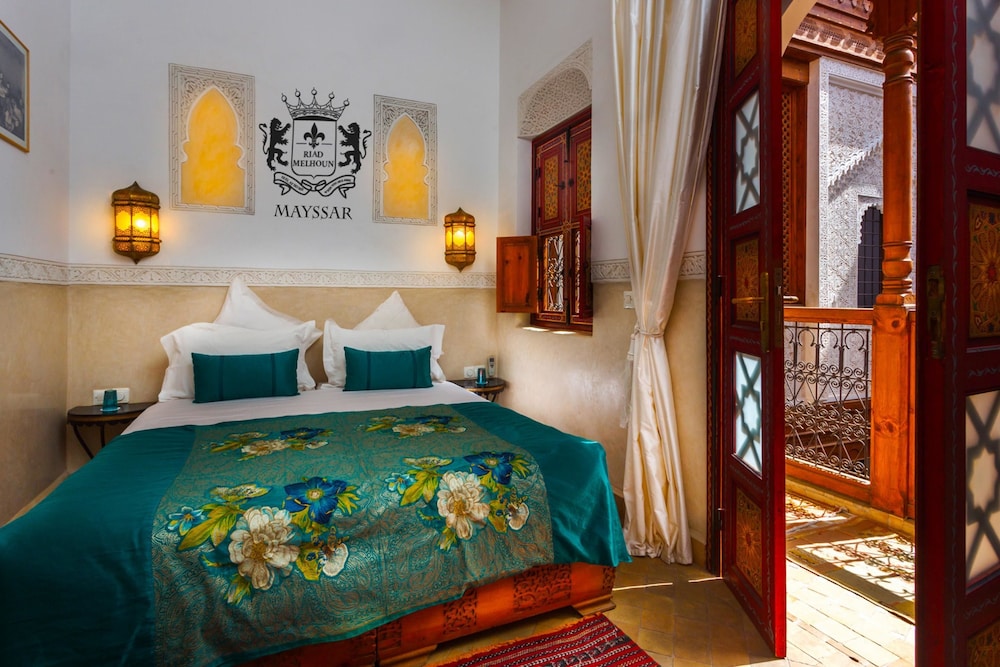 Deluxe Double Room, 1 Queen Bed, Non Smoking, Courtyard View (Maysar)