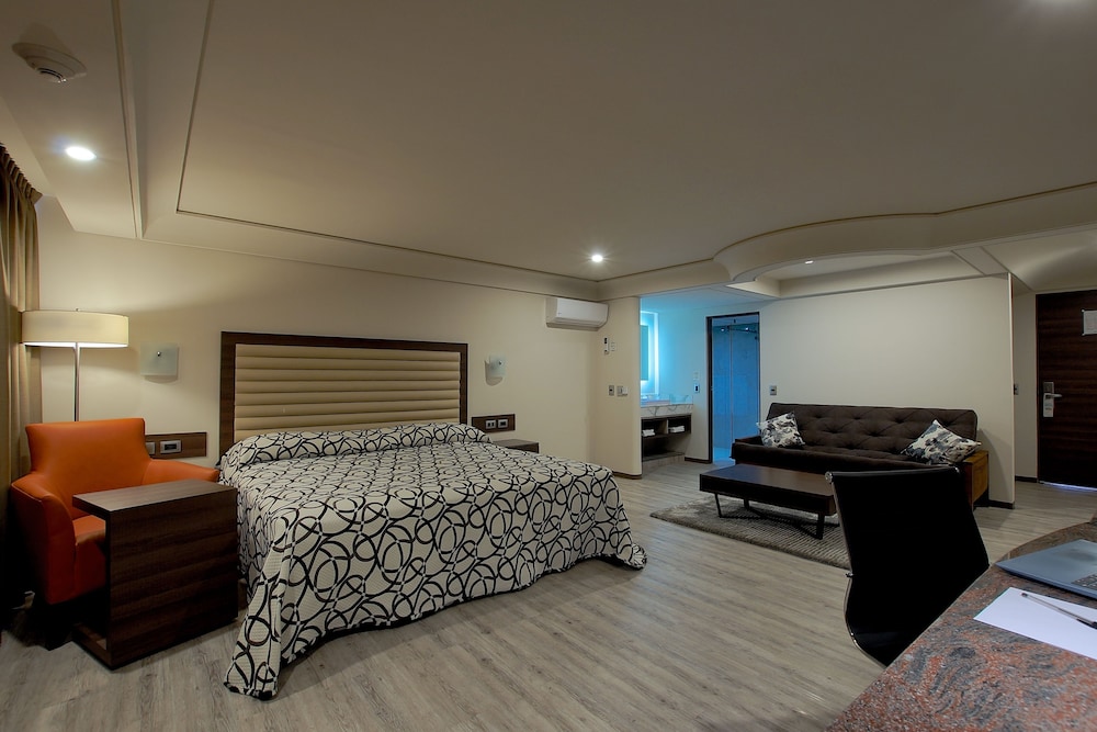 Econo Express Hotel by Nokte Inn — photo 103