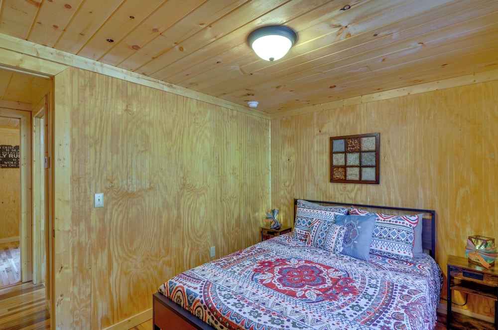 House (2 Bedrooms) photo 1
