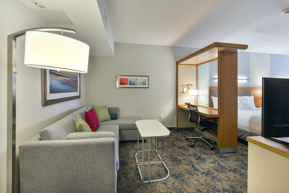 Suite, Multiple Beds