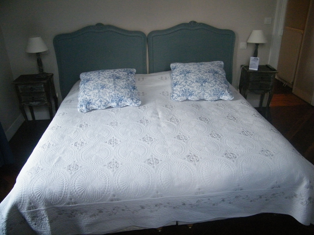 Double or Twin Room (Carpentier de Damigny) photo 3
