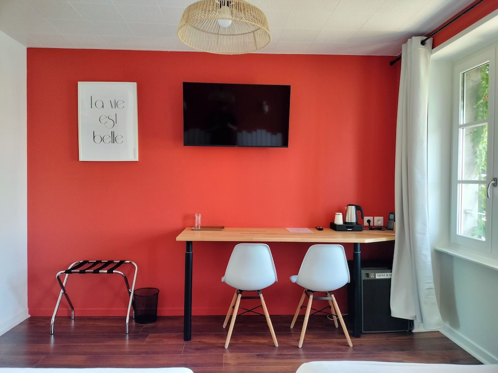Standard Twin Room, Ensuite, River View (CHAMBRE AVEC LITS JUMEAUX)