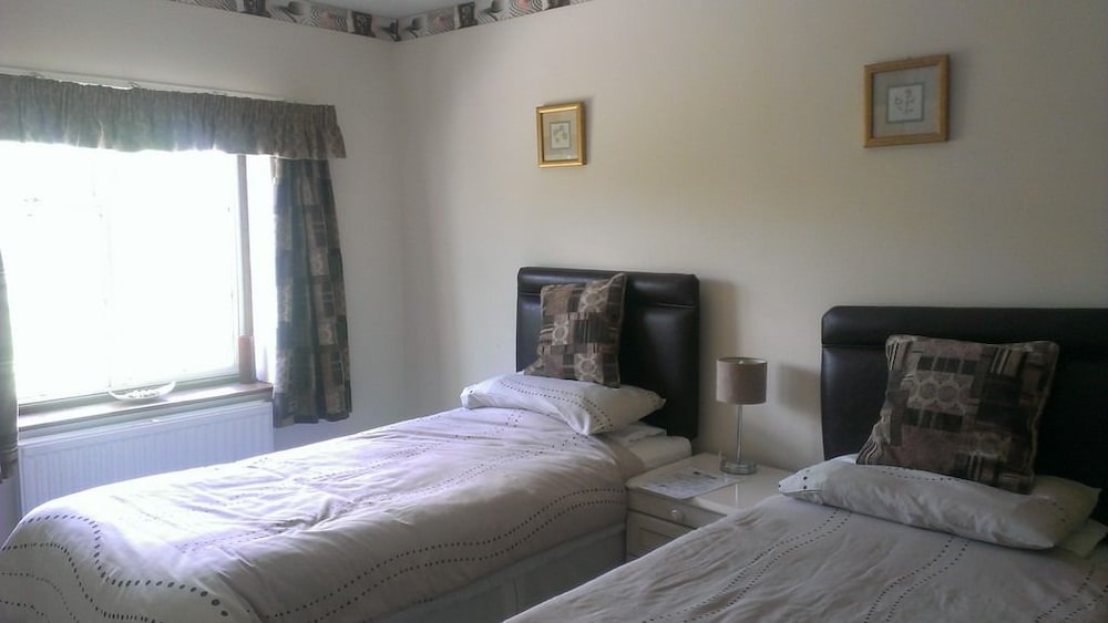 Double or Twin Room photo 3