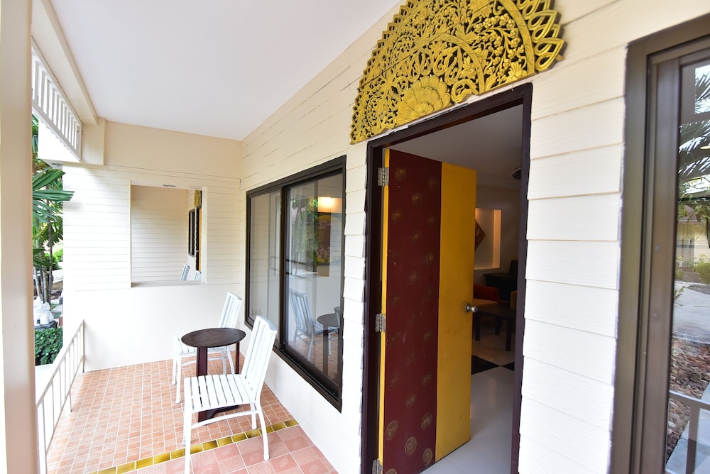 Deluxe Family Room - Photo 11