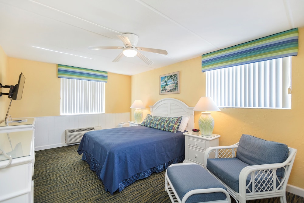 Condo, 2 Bedrooms, 2 Bathrooms photo 2