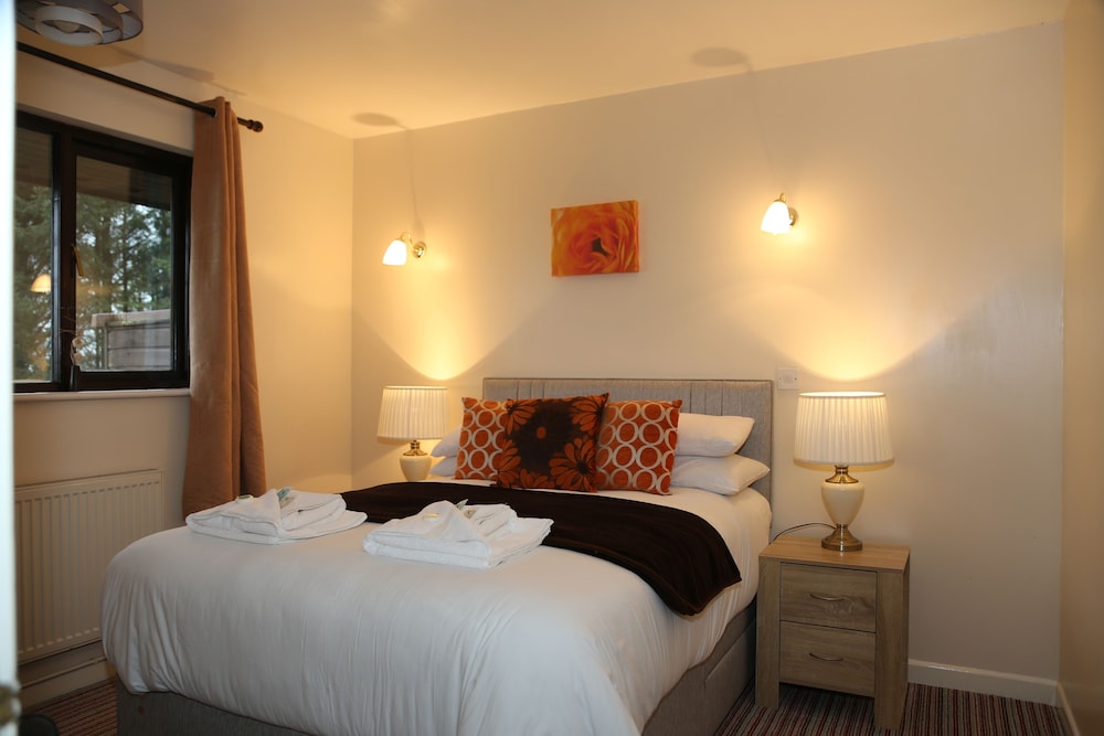 Family Suite, Ensuite, Lake View photo 3