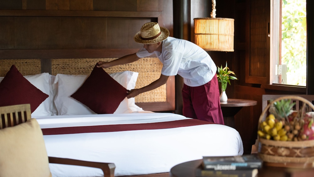 Private Villa - Daily Khmer Lunch + Daily Afternoon Tea