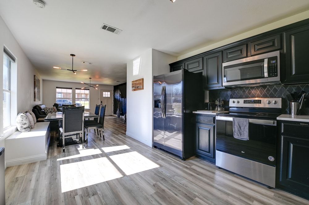 House (2 Bedrooms) photo 2