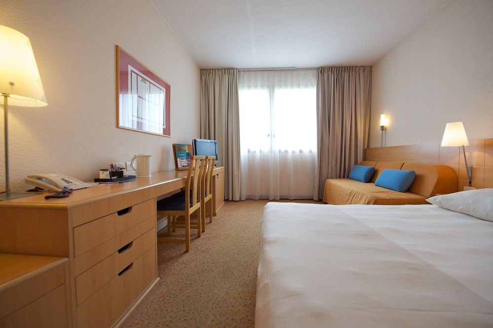 Standard Room, 1 Queen Bed with Sofa bed photo 1