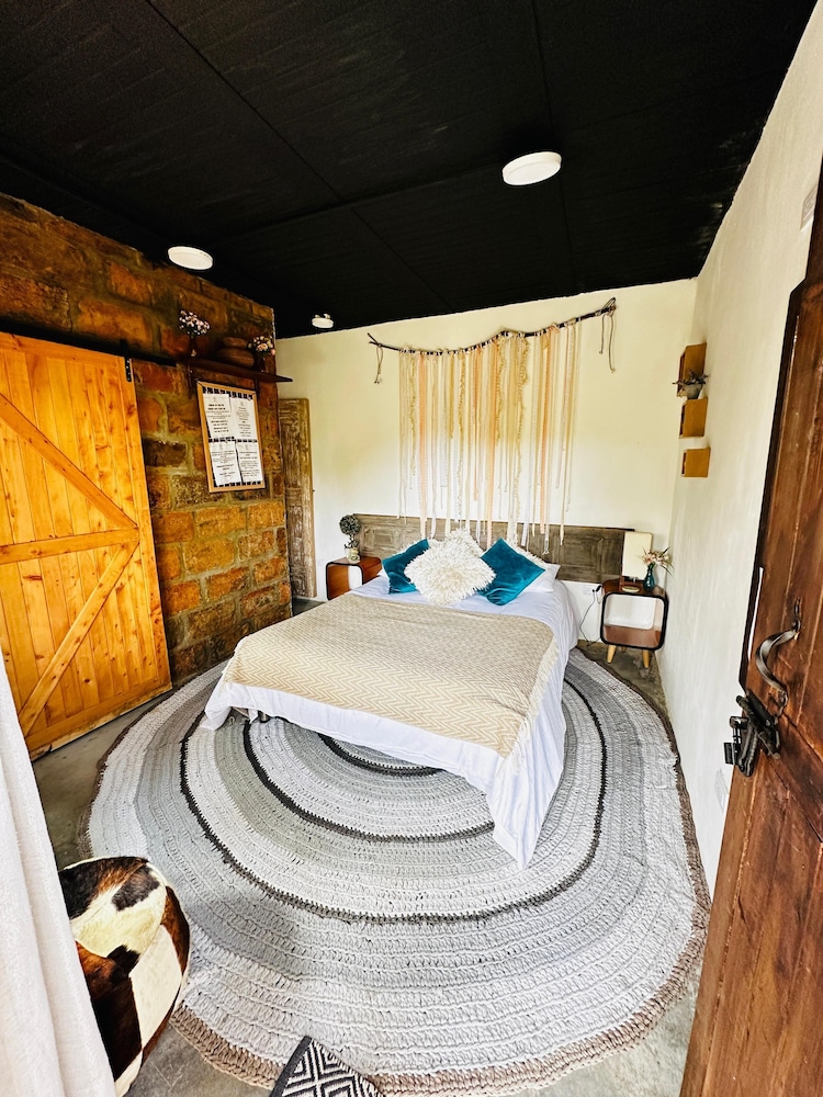 Executive Room, 1 Double Bed, Pets Allowed, Mountain View