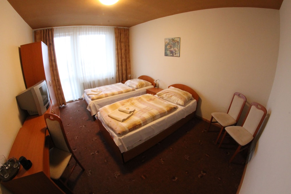 Comfort Double Room, 1 Bedroom, Balcony, City View - Photo 2
