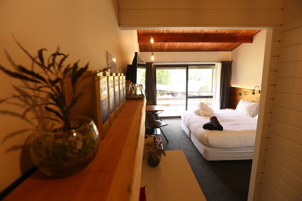 Superior Double or Twin Room, 1 Bedroom, Mountain View