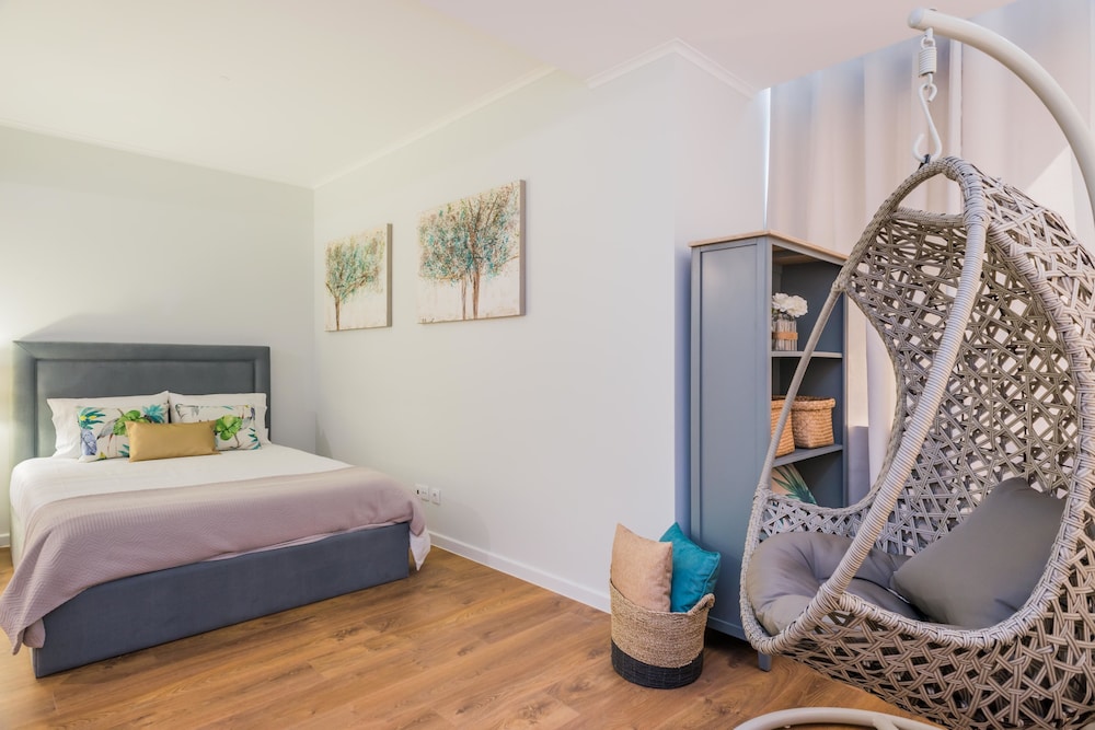 Superior Studio, 1 Queen Bed with Sofa bed, Non Smoking photo 1