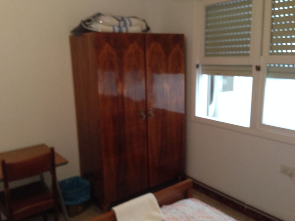 Standard Twin Room, Shared Bathroom, Tower photo 3
