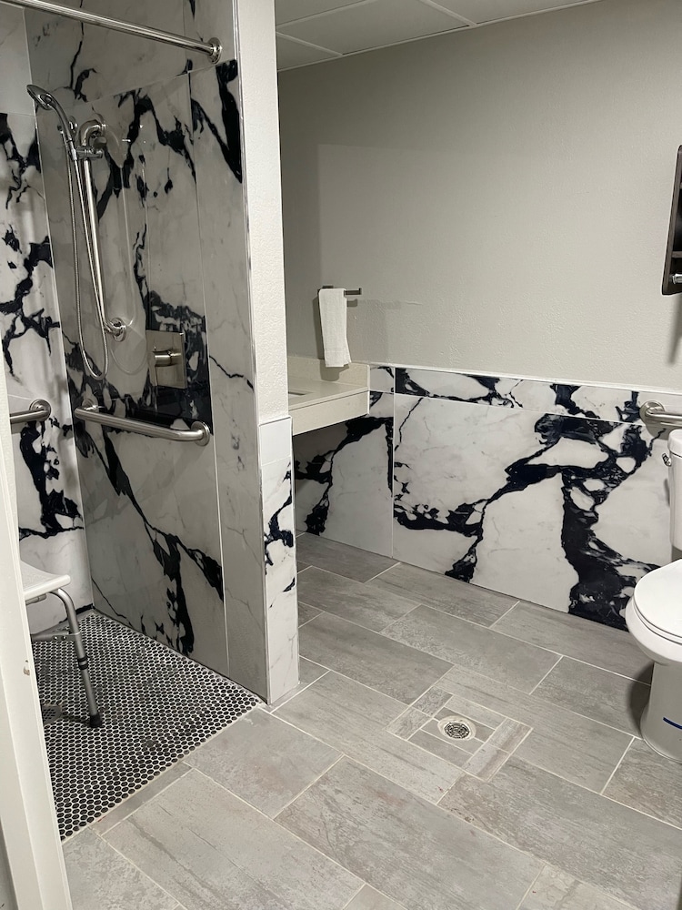 HomeTown Inn and Suites Belle Plaine, Bild 6