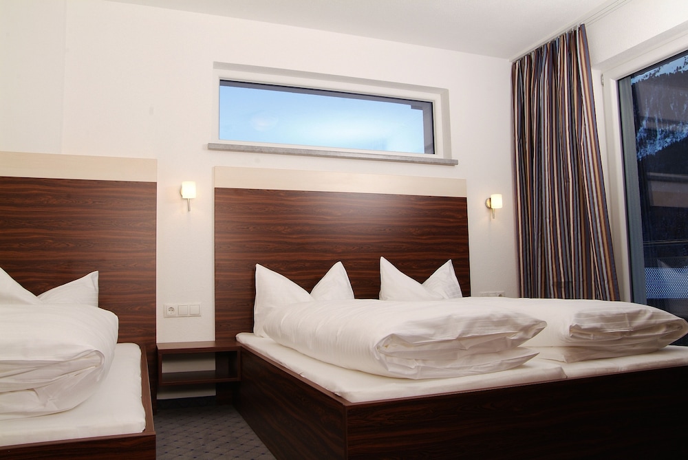 Deluxe Apartment, 3 Bedrooms, Non Smoking, Kitchen