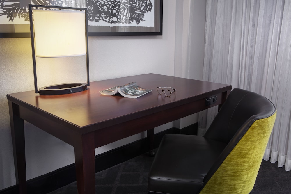 Suite with River View