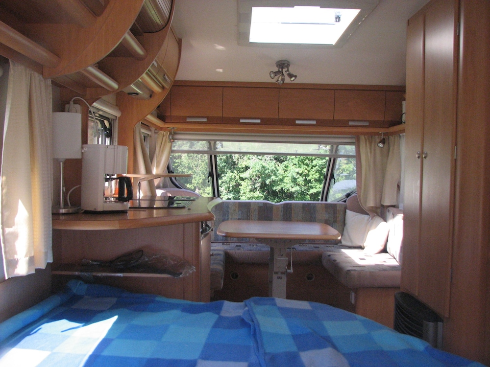 Caravan photo 1
