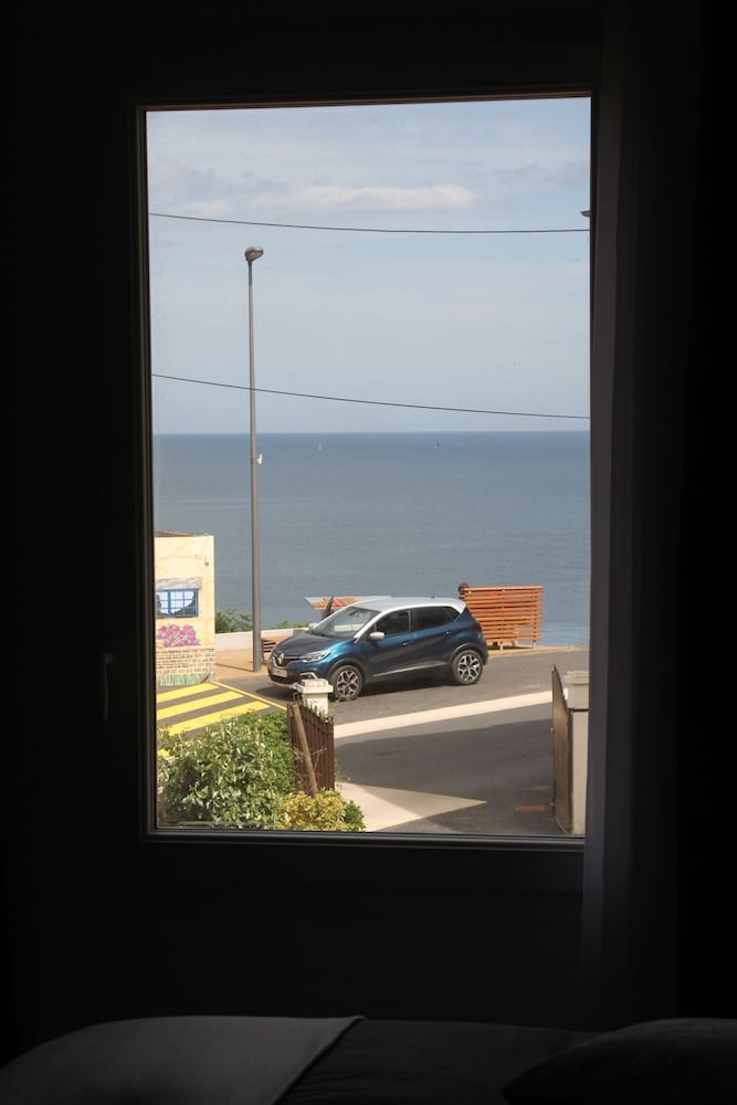Design Apartment, 1 Bedroom, Fireplace, Sea View photo 2