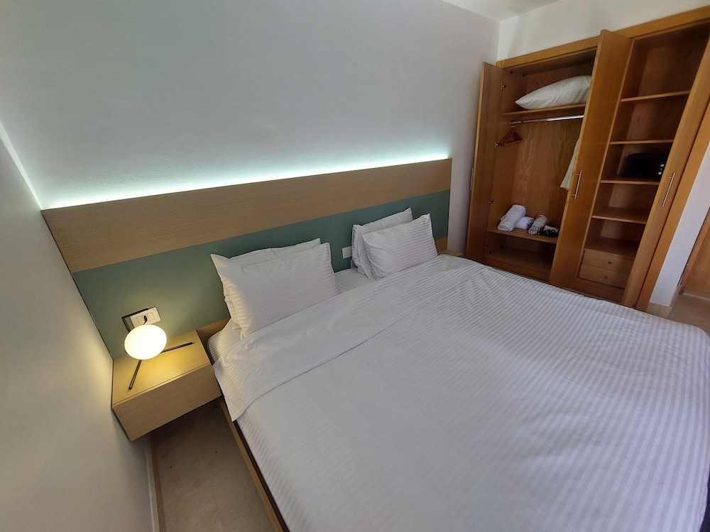 Deluxe Double Room photo 3