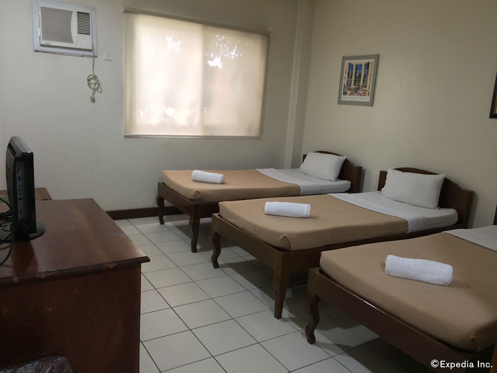 Triple Room, 3 Twin Beds photo 2
