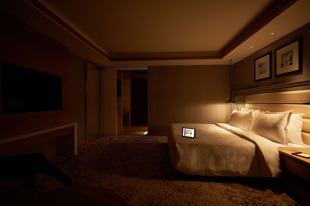 Executive Double Room, 1 Double Bed - Photo 10