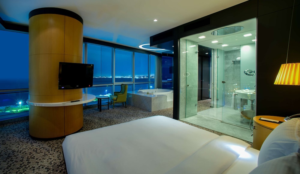 Presidential Suite