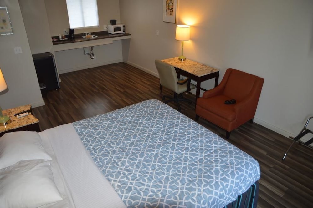 Family Suite, Multiple Beds photo 2