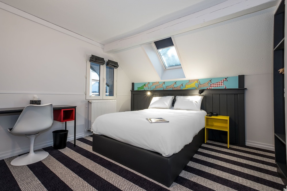Double or Twin Room - Photo 3