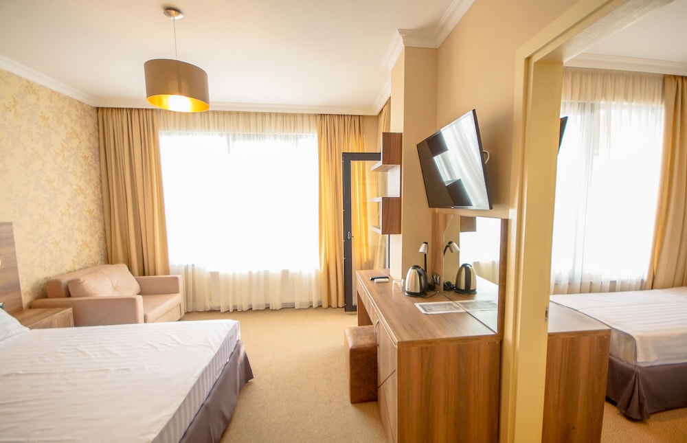 Standard Quadruple Room, 2 Bedrooms, Sea View photo 3