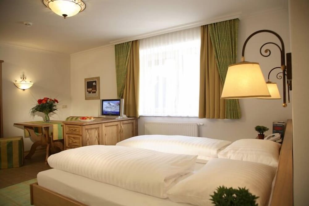 Superior Double Room, Balcony, Mountain View