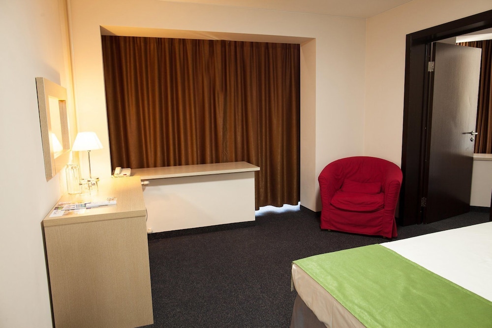 Standard Twin Room photo 3