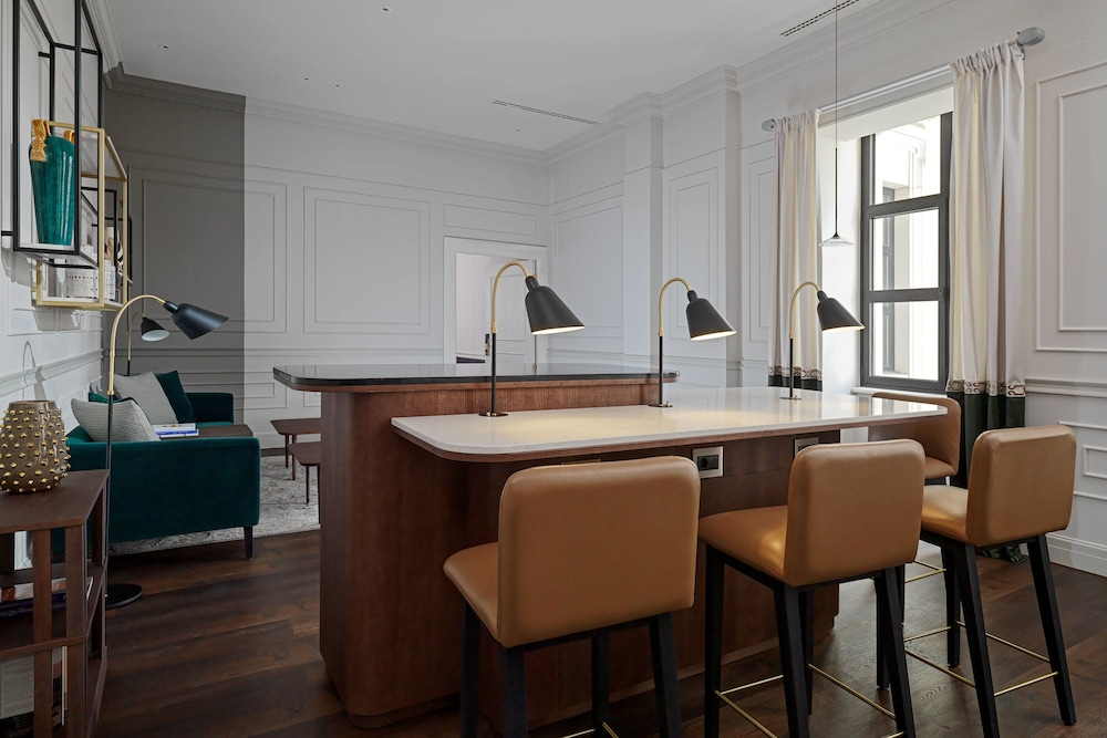 Executive Room, 1 Double Bed - Photo 13