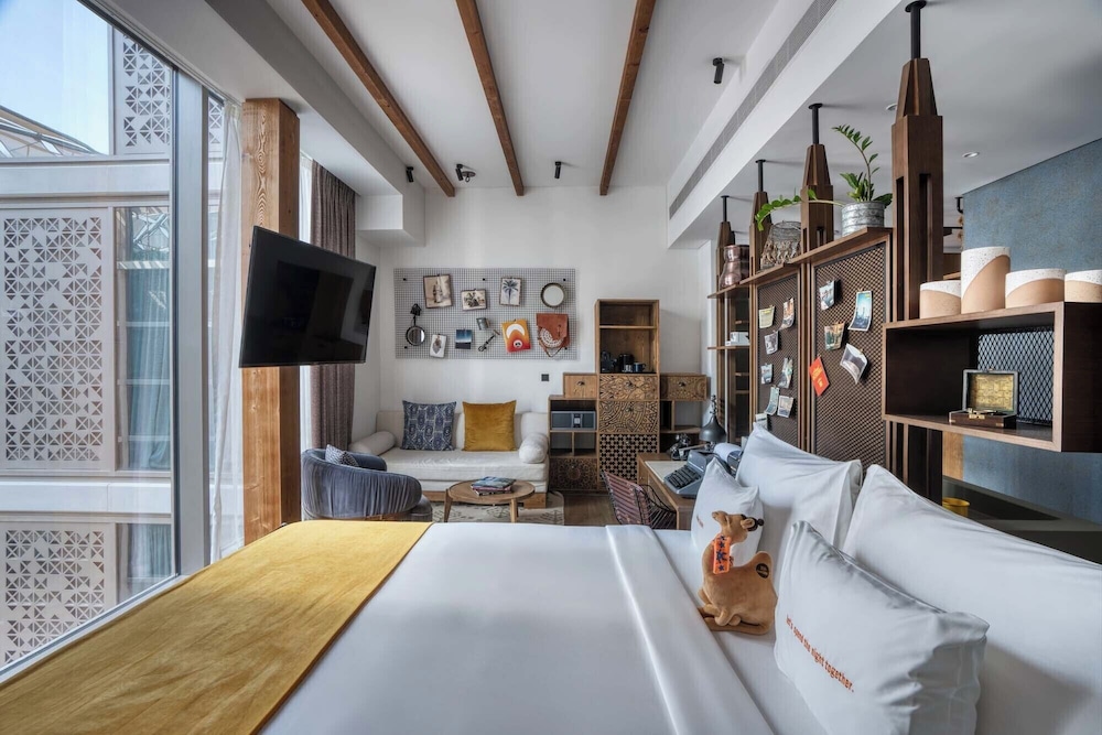 Medium Farmstay Suite (Free Shuttle Service to Kite Beach and Dubai Mall)