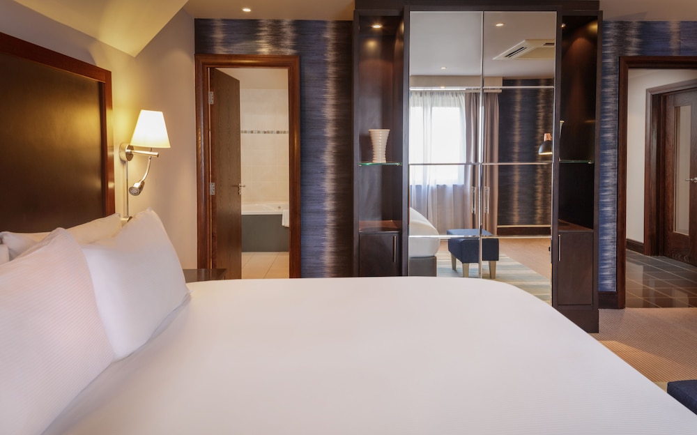 Penthouse King Suite photo 3