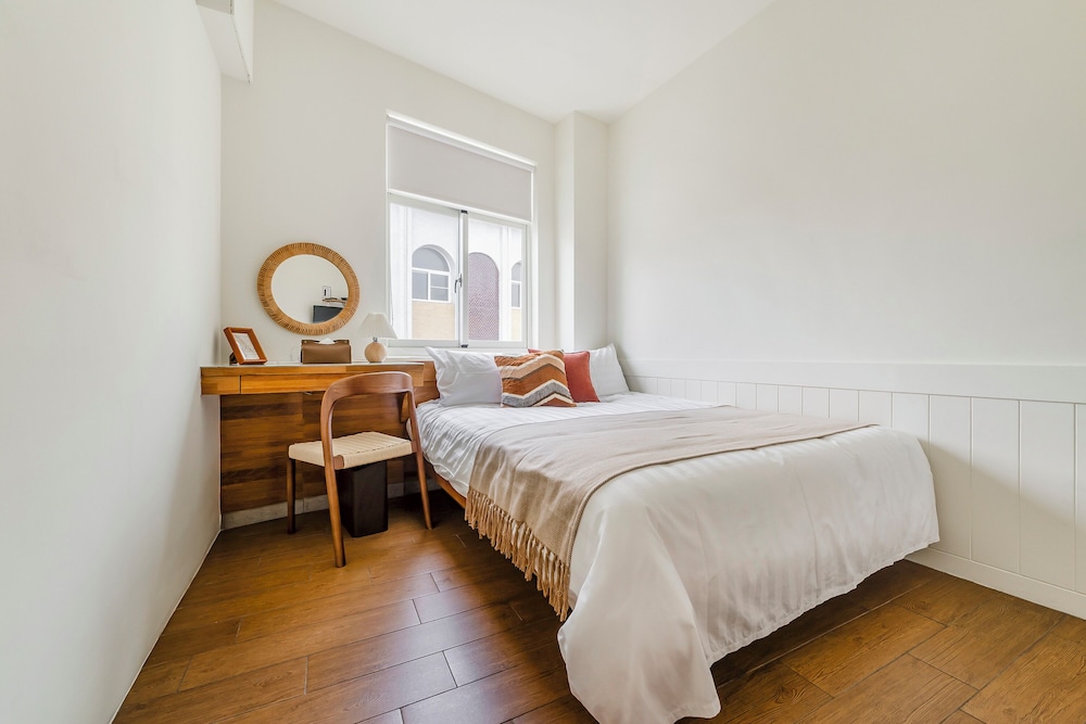 Small Double Room photo 1